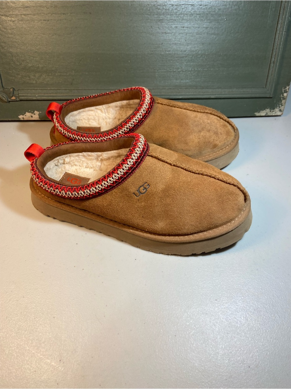 Ugg Tasman Chestnut Shearling Lined Comfort Slippers SZ 6